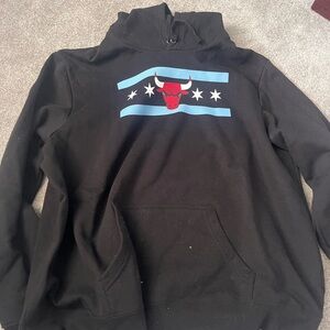 Fanatics Black Chicago bulls sweatshirt